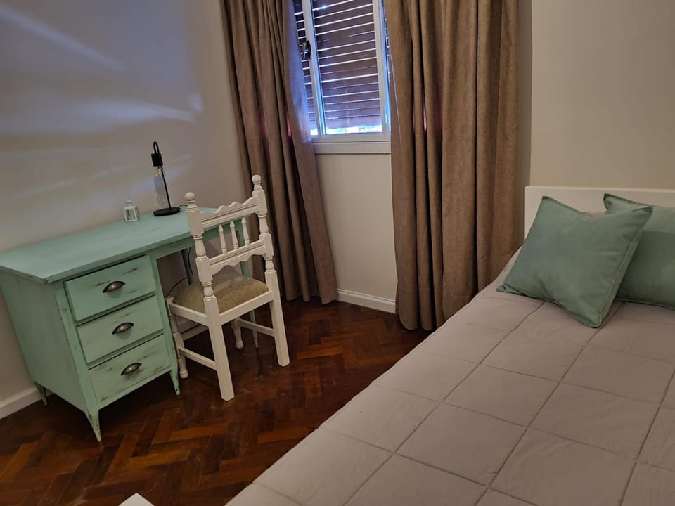 Seating area, Bedroom