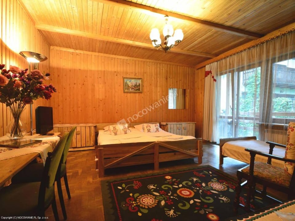 Zakońpiańska Chata - Domek Góralski Na Kamieńcu Vacation rental in Zakopane