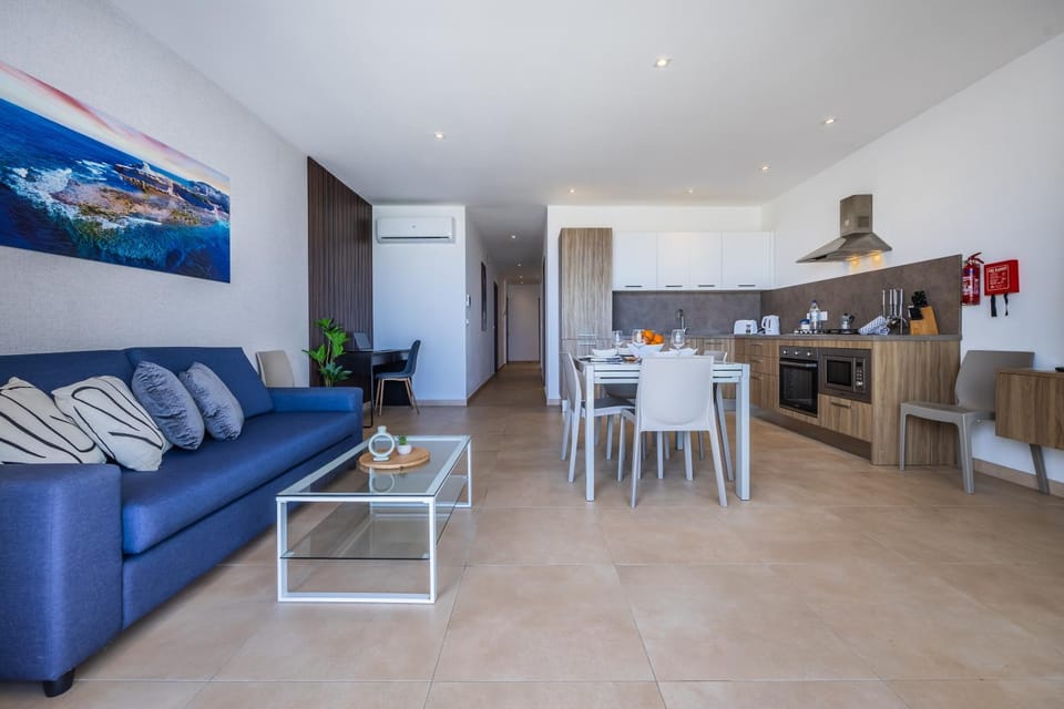 Fl5 TheLODGE Amazing views w terrace by Homely Apartment in Malta