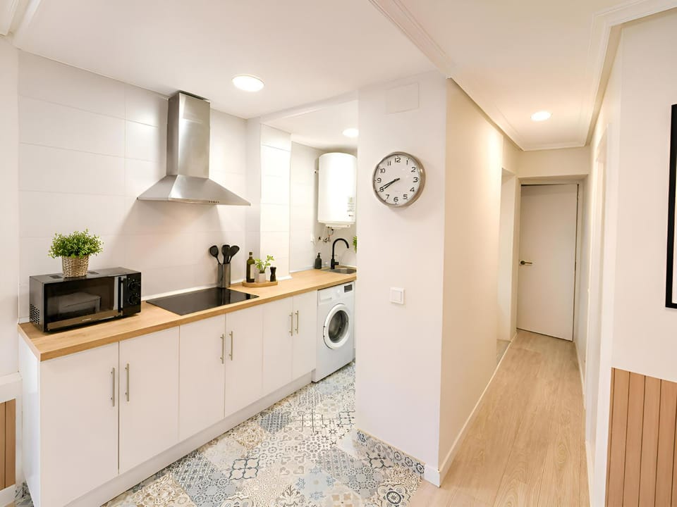 Kitchen or kitchenette, stove