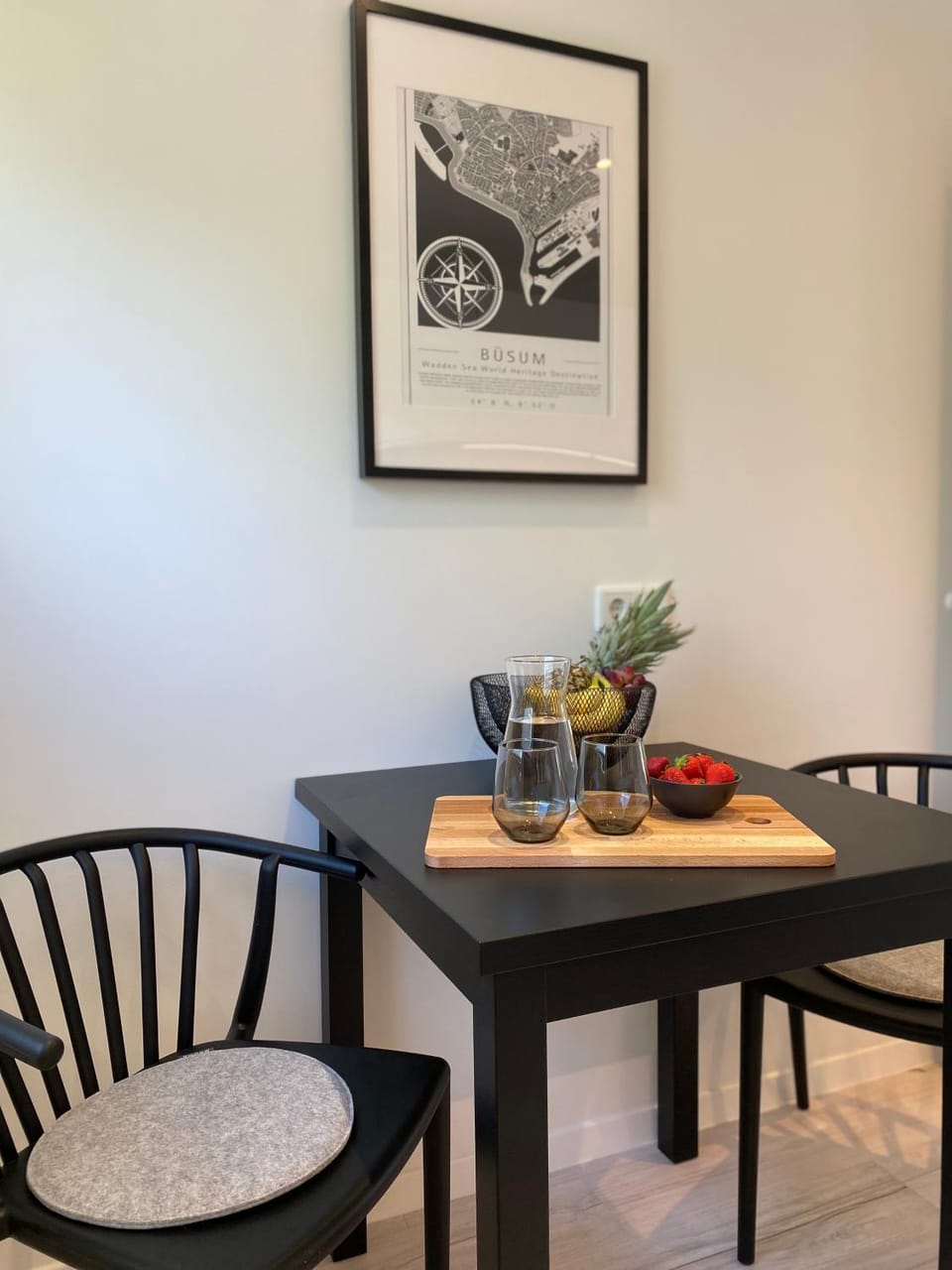Dining area, kitchen