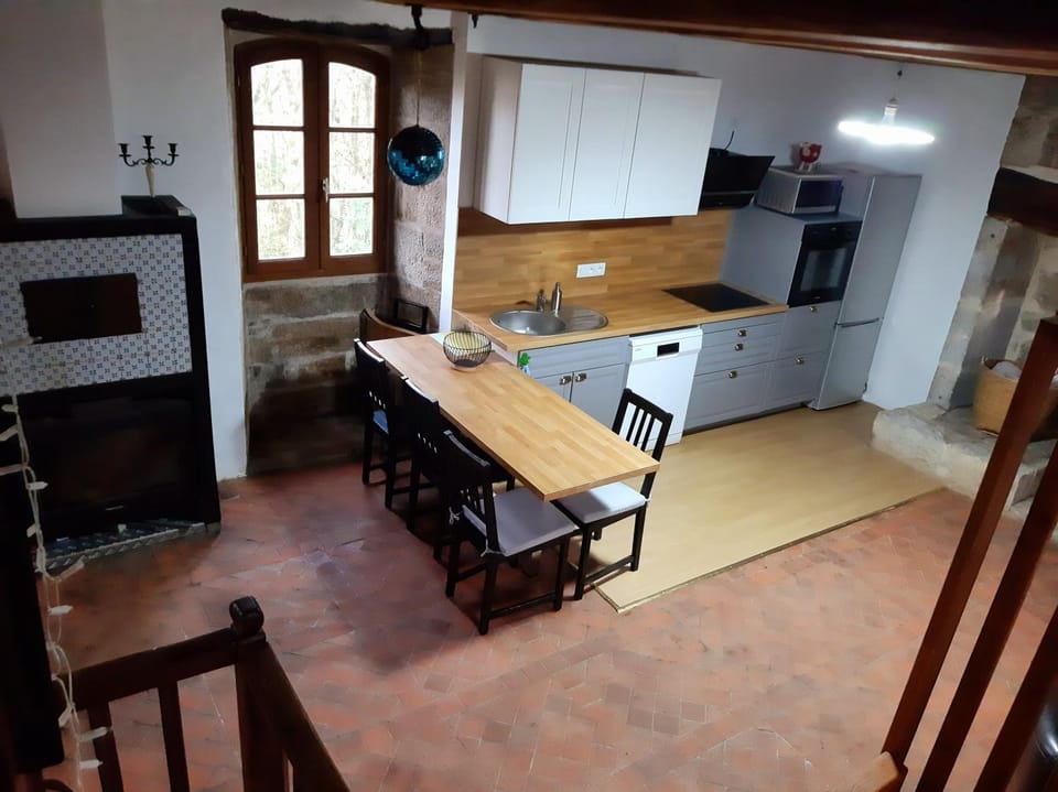 Gite avec charme entre Collonges la rouge-Turenne House in Nouvelle-Aquitaine