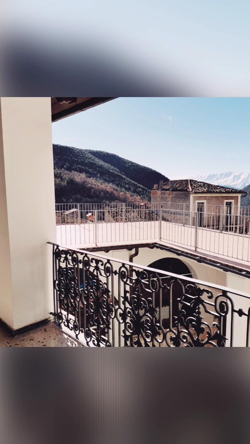 PIAZZETTA DEL FORNO GRAZIOSO BILOCALE ad ASSERGI Apartment in Abruzzo