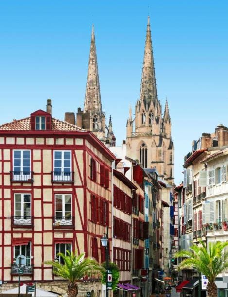 Appartement Bayonne-Adour, 3 pièces, 6 personnes. Apartment in Bayonne