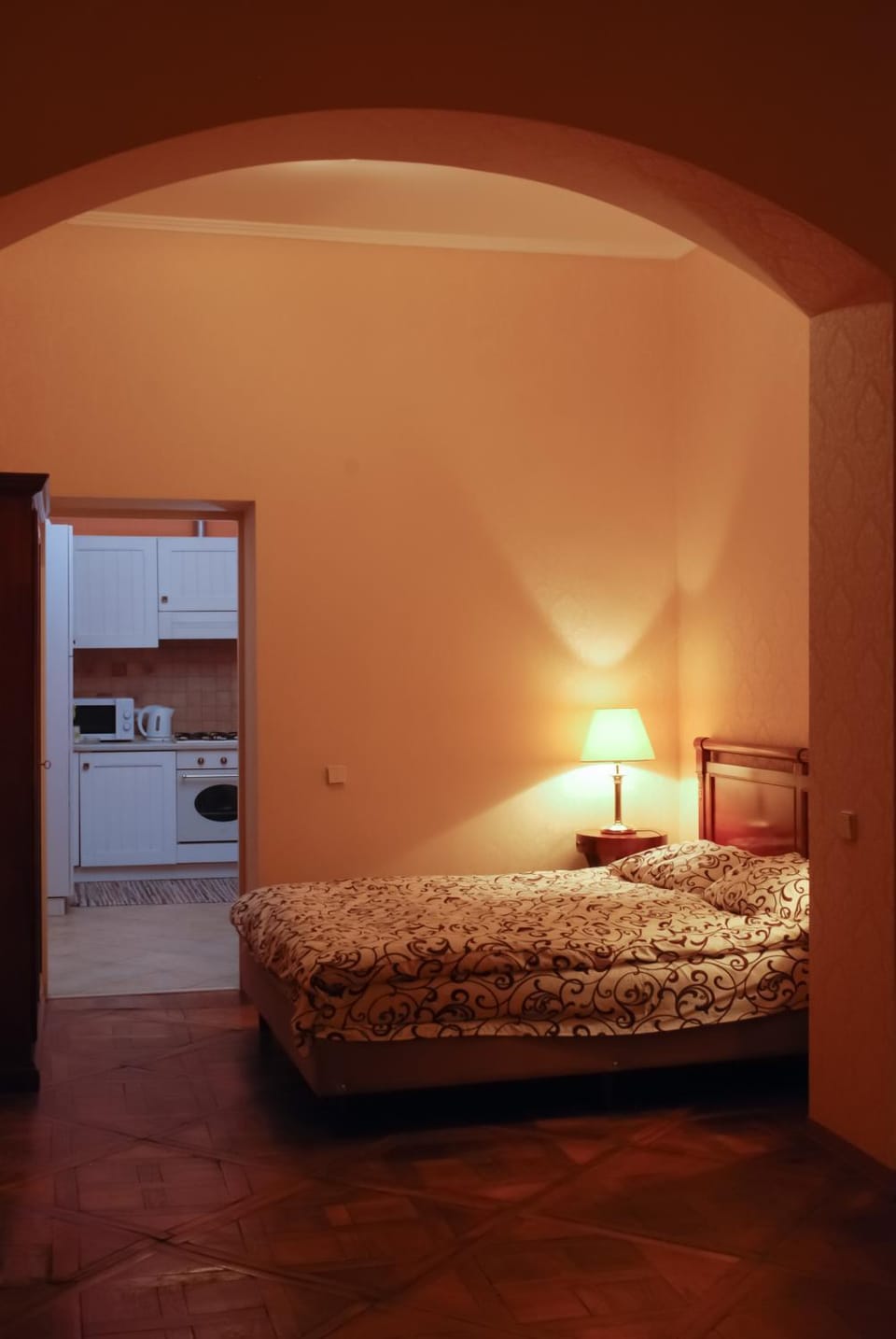 Bed, Kitchen or kitchenette