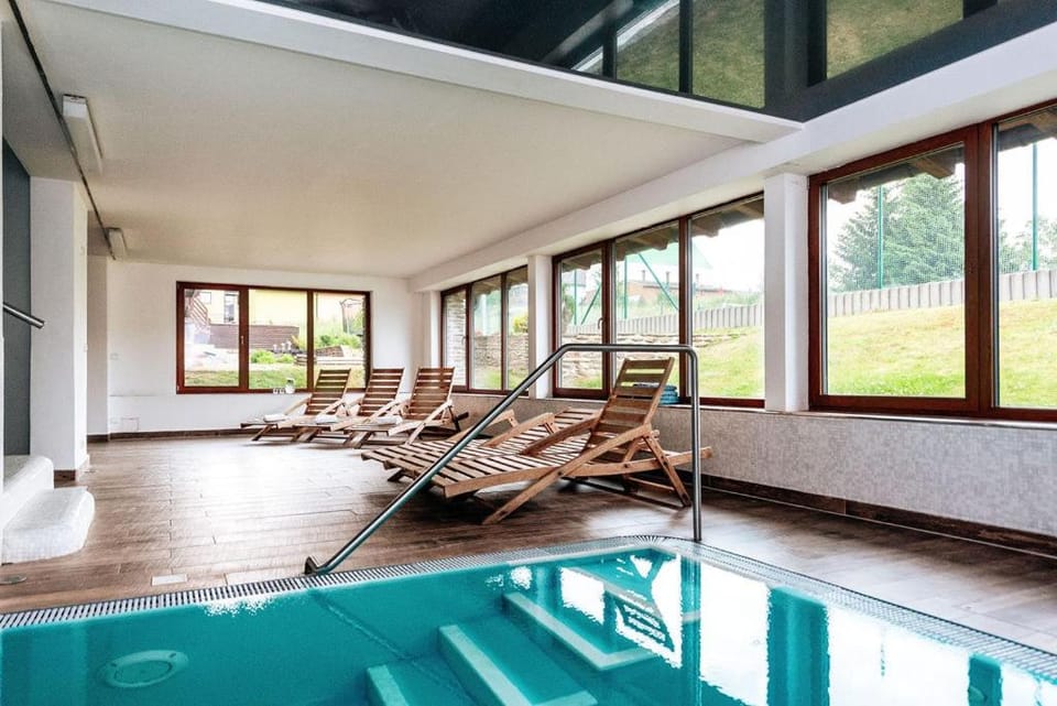 Spa and wellness centre/facilities, Swimming pool