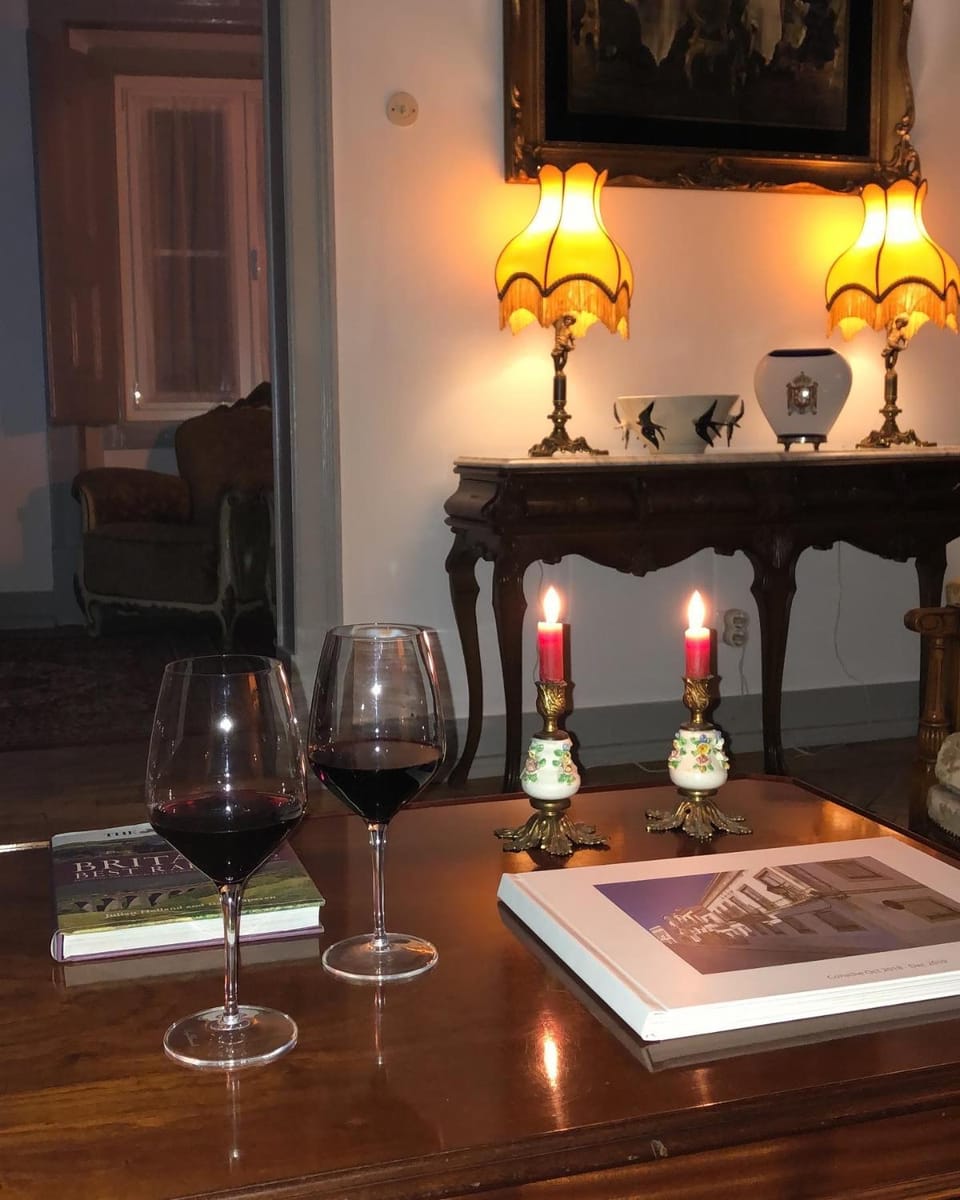Living room, Drinks