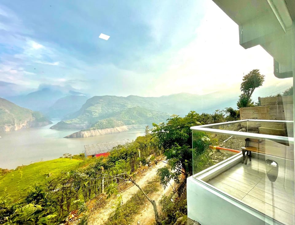 Balcony/Terrace, Lake view