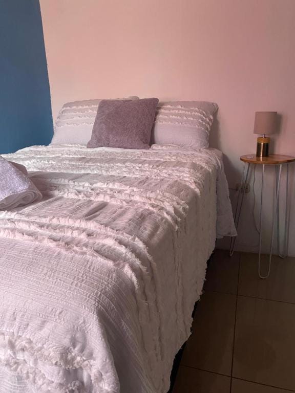 El Chirris B&B Hostel in Sololá Department