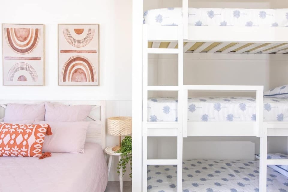 bunk bed