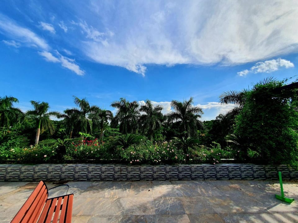 FLAMIGO Đại Lải - Villa Tự Doanh Apartment in Laos