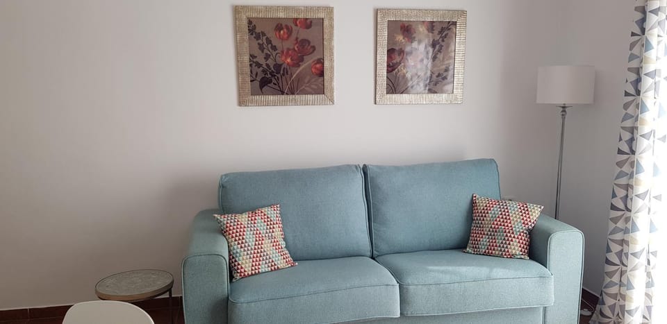 APARTAMENTO RIVAS, JUNTO a LA PLAYA TORRECILLA NERJA Apartment in Nerja