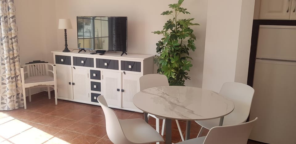 APARTAMENTO RIVAS, JUNTO a LA PLAYA TORRECILLA NERJA Apartment in Nerja
