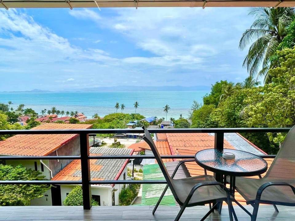 Joy Houses Hotel in Ban Tai