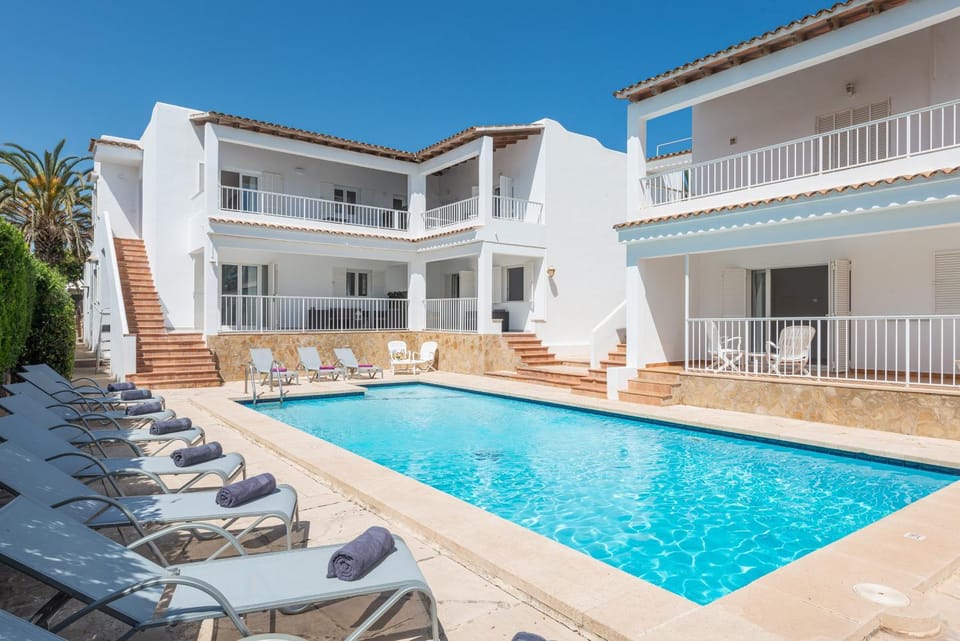 Property building, Pool view, Swimming pool