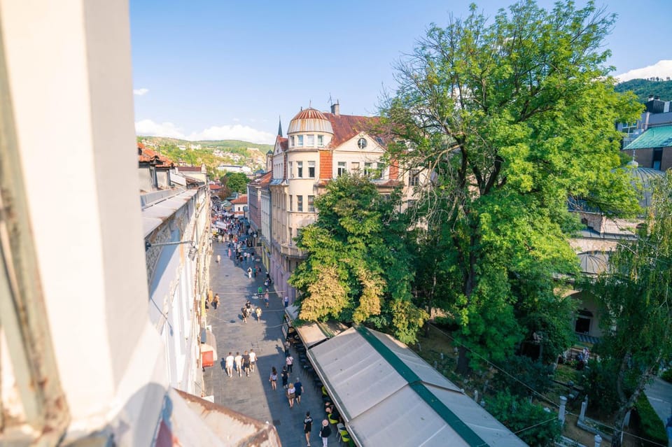The Best Location 130 m2 salon apartment Apartment in Sarajevo