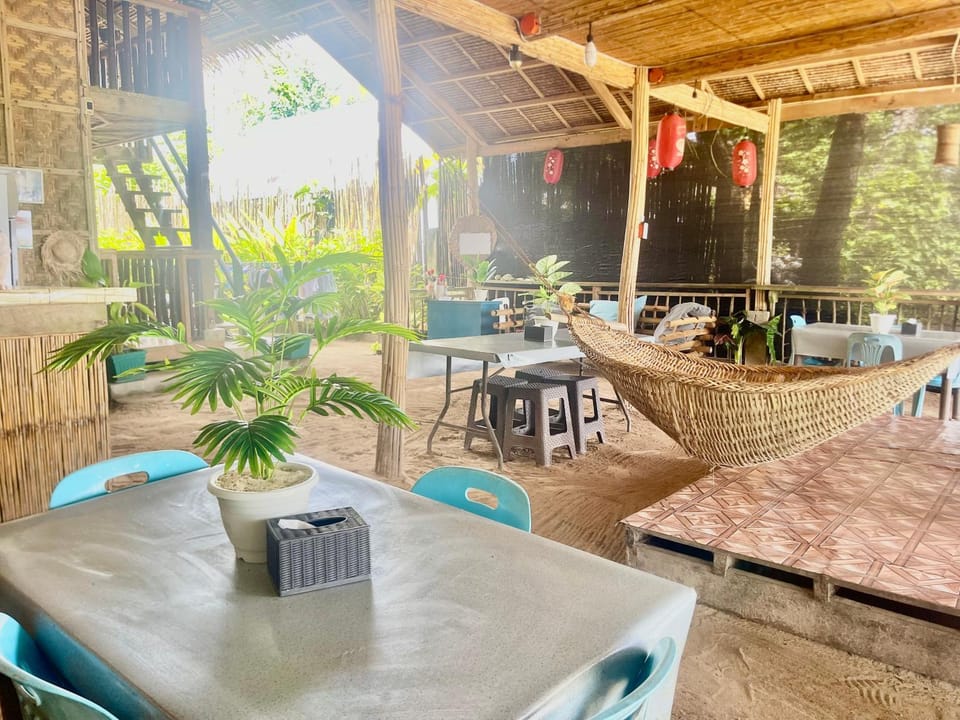 Islahazul Hostel Vacation rental in General Luna