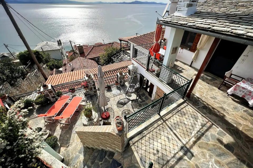 The Pagasetic Balcony - Magestic Sea Cottage Villa in Magnesia Prefecture, Greece