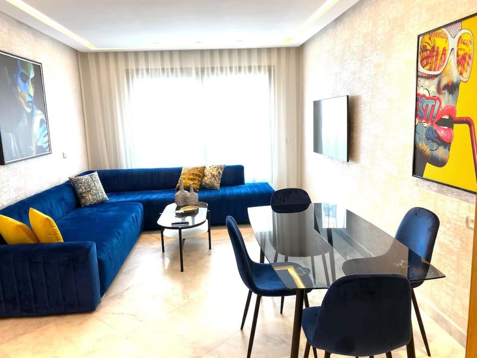 Anfa Living 11 - Classy & Élégant near the Sea Apartment in Casablanca