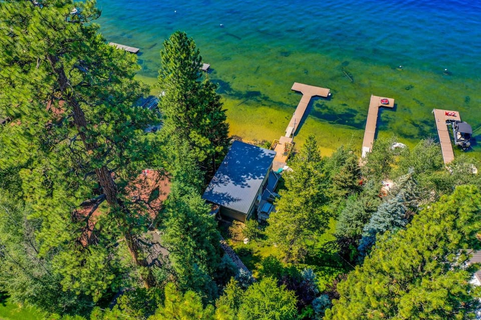 Classic McCall Lake House by Casago McCall - Donerightmanagement House in McCall