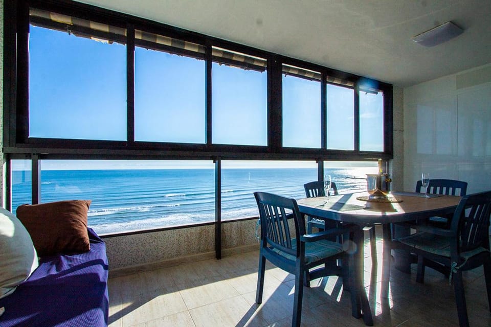 13 ESPACIO SOBRE MAR Apartment in Ribera Baixa