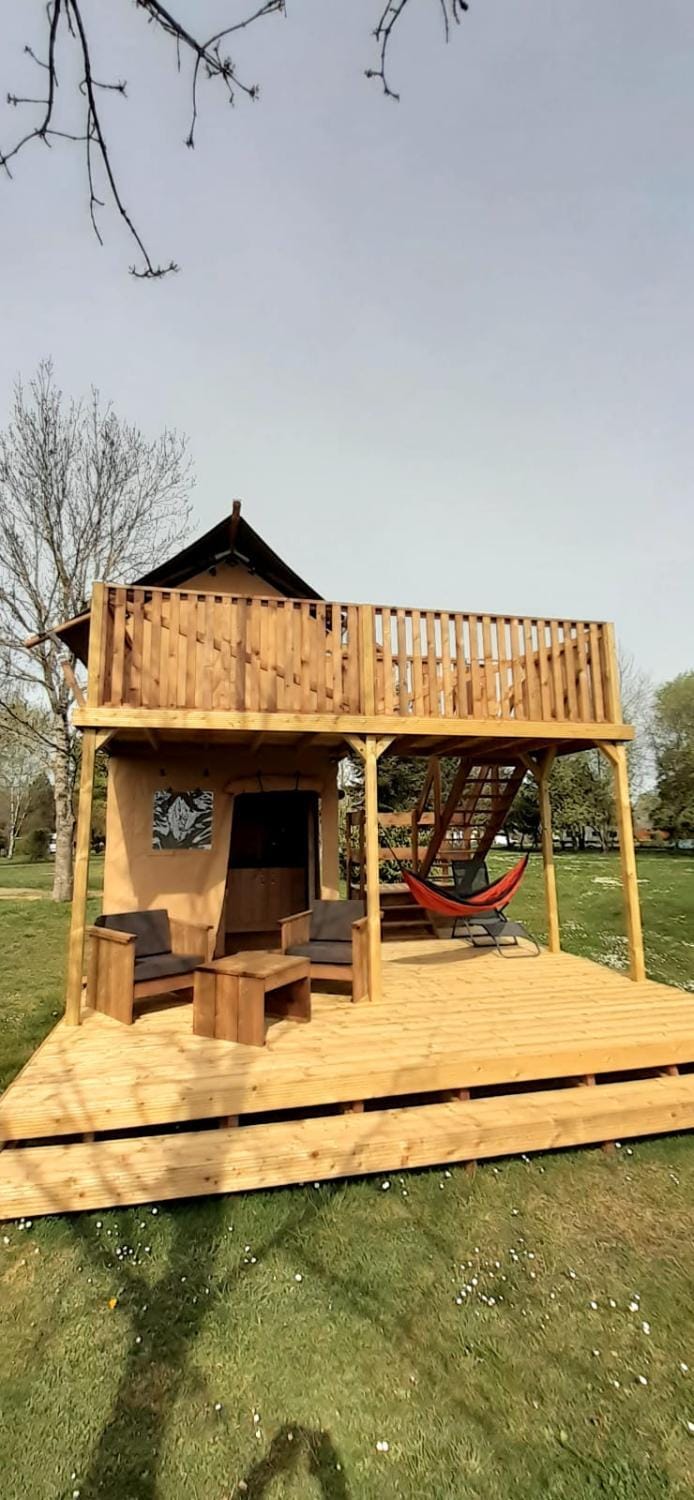 Tente Cabane du Camping Hautoreille Luxury tent in Vosges