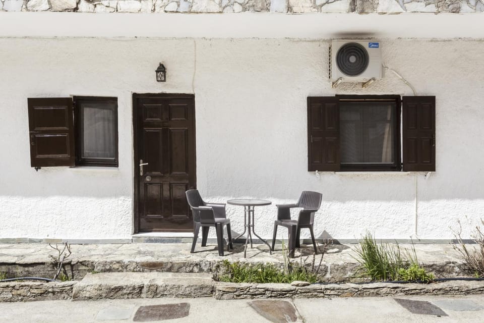 #10 Despina Studios Kastanies Raxes Ikaria Apartment in Icaria