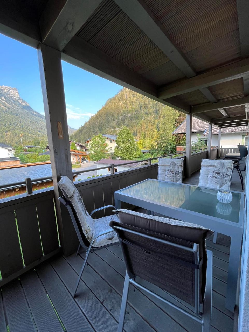 View (from property/room), Balcony/Terrace, Mountain view