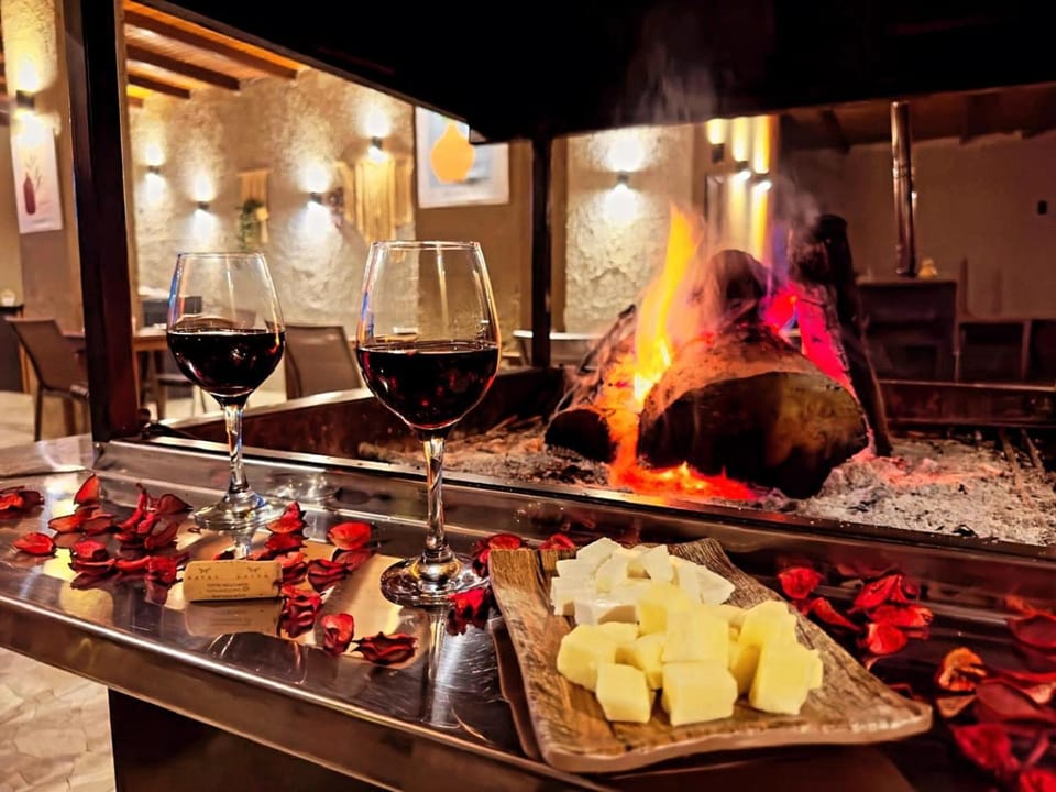 Restaurant/places to eat, Food and drinks, Food, Drinks