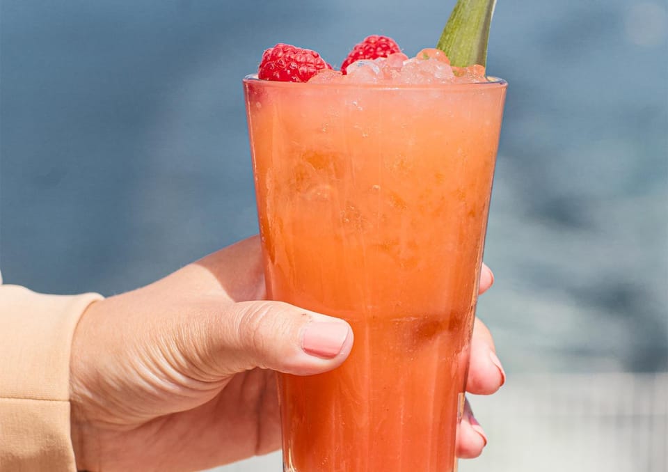 Sea view, Drinks