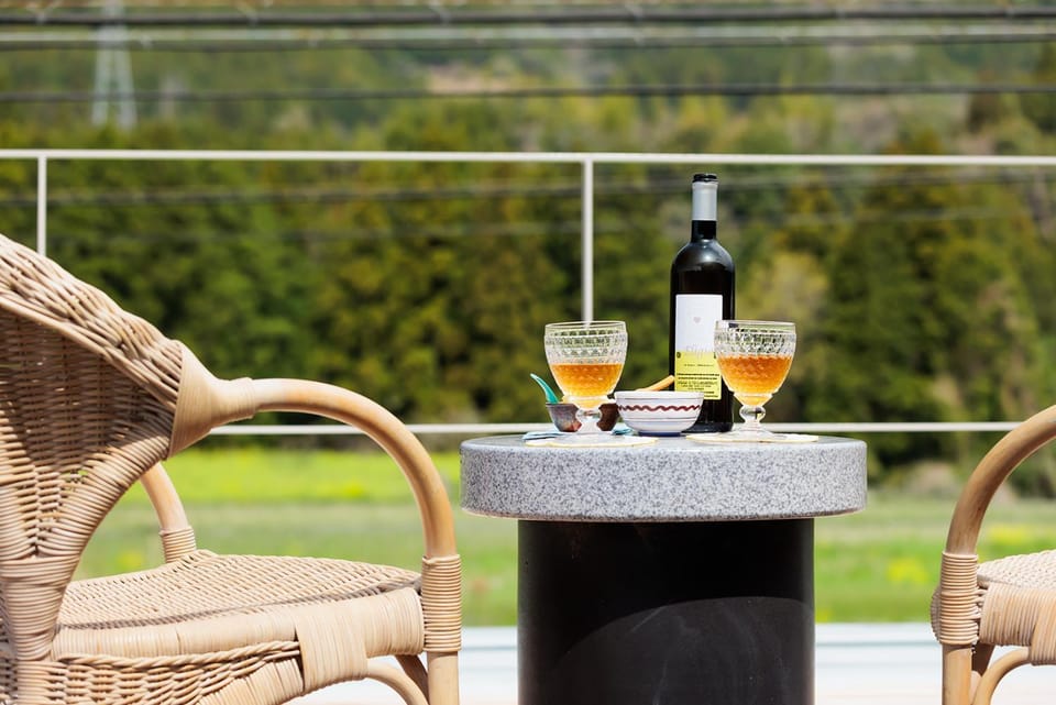 Balcony/Terrace, Balcony/Terrace, Food and drinks, Alcoholic drinks