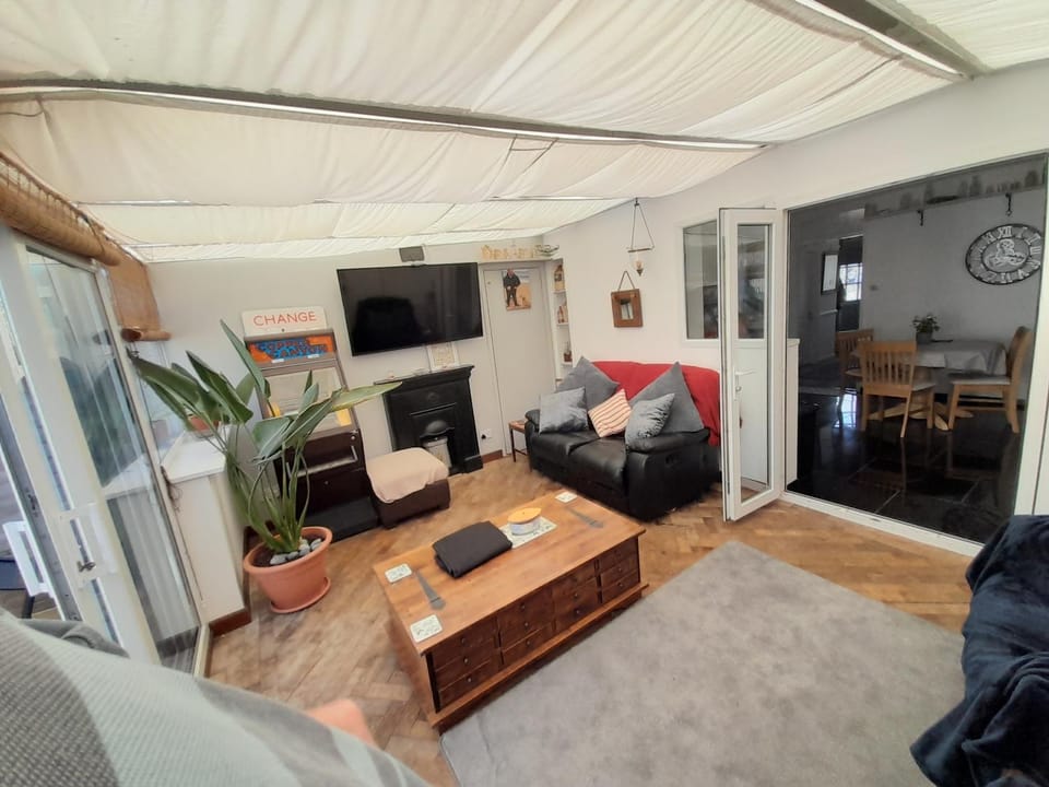 The Homestay Get Away Vacation rental in Margate
