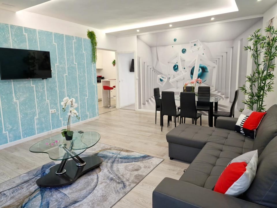 TV and multimedia, Living room, Dining area