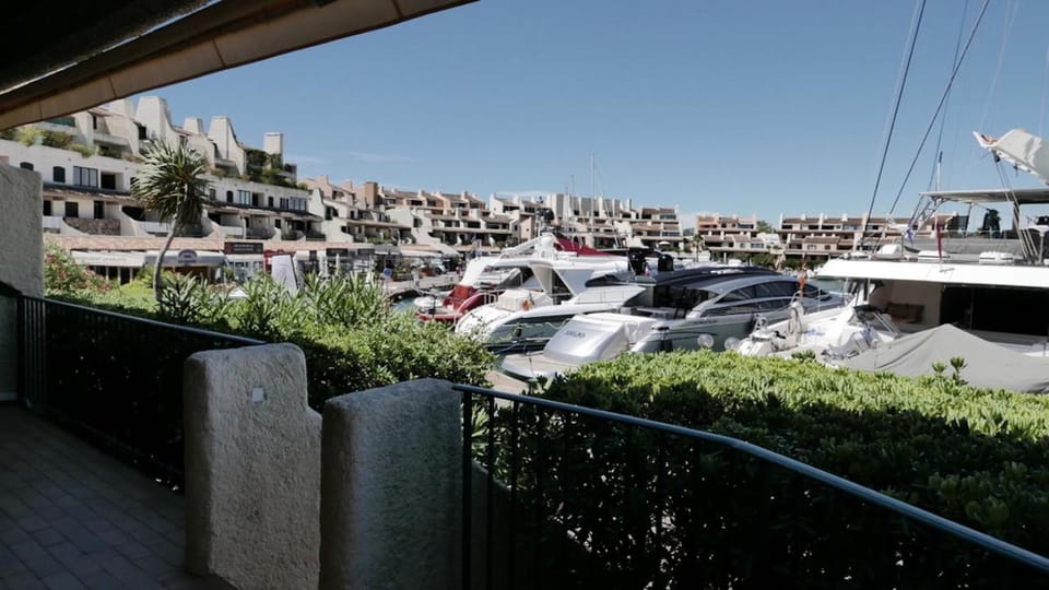 LA GALIOTTE SUR LE GOLFE DE ST TROPEZ Apartment in Gassin