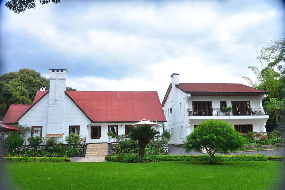 Property building, Natural landscape, Garden