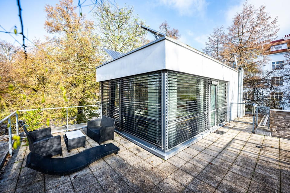 Property building, View (from property/room), Balcony/Terrace