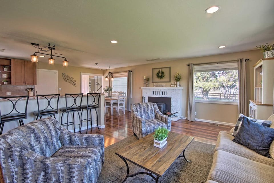 Ellensburg Home w/ Mountain Views on 3 Acres! House in Kittitas County