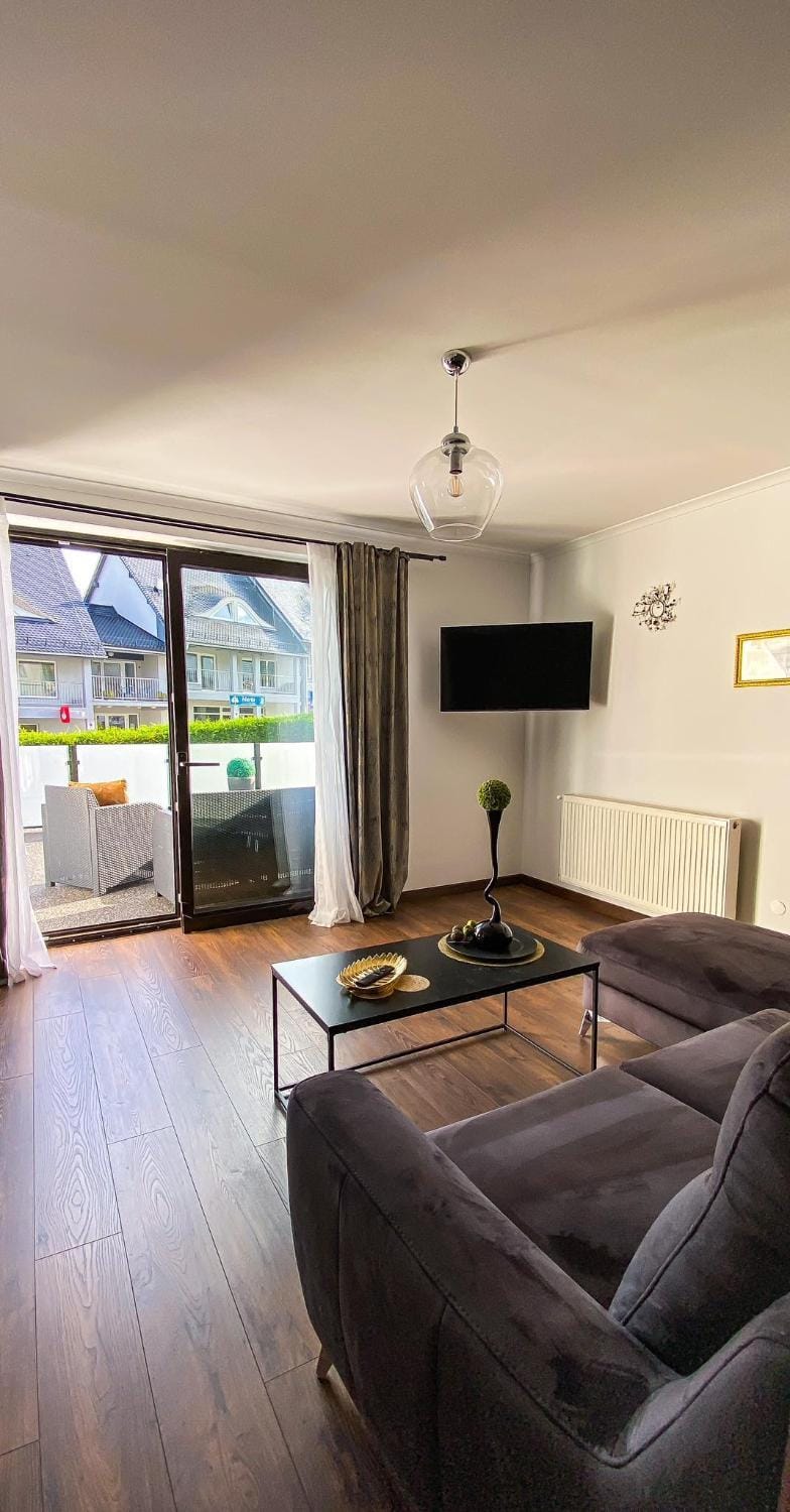 TV and multimedia, View (from property/room), View (from property/room), Balcony/Terrace, Balcony/Terrace, Living room, Seating area, Dining area
