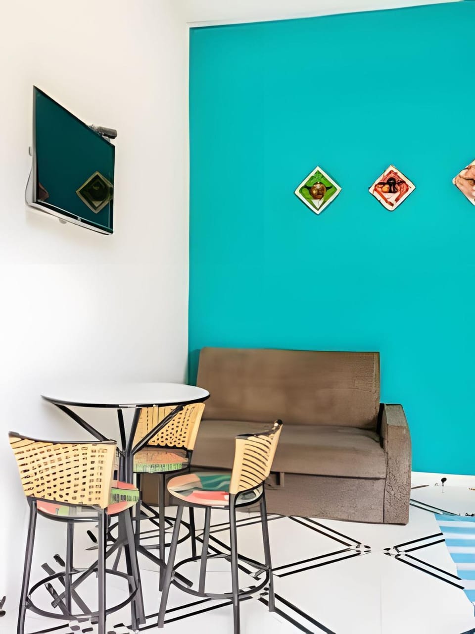 Cozy chalets 450m from Veloso Beach Chalet in State of São Paulo
