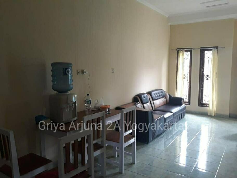 Griya Arjuna 2A Apartment in Yogyakarta