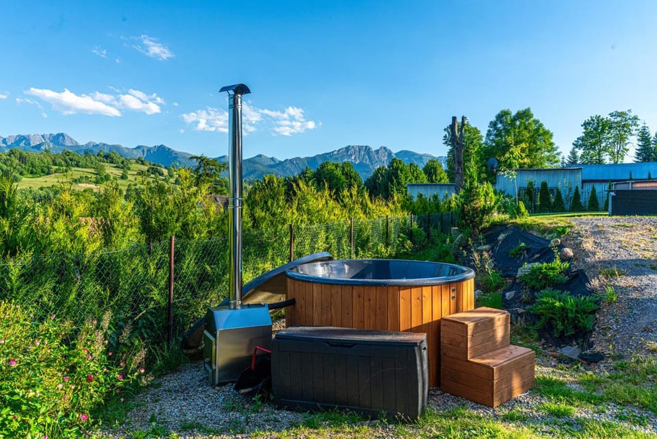 Day, Natural landscape, Garden, Hot Tub, Mountain view
