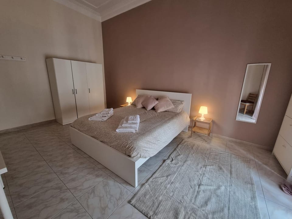 Etna Ocean Rooms Bed and Breakfast in Catania