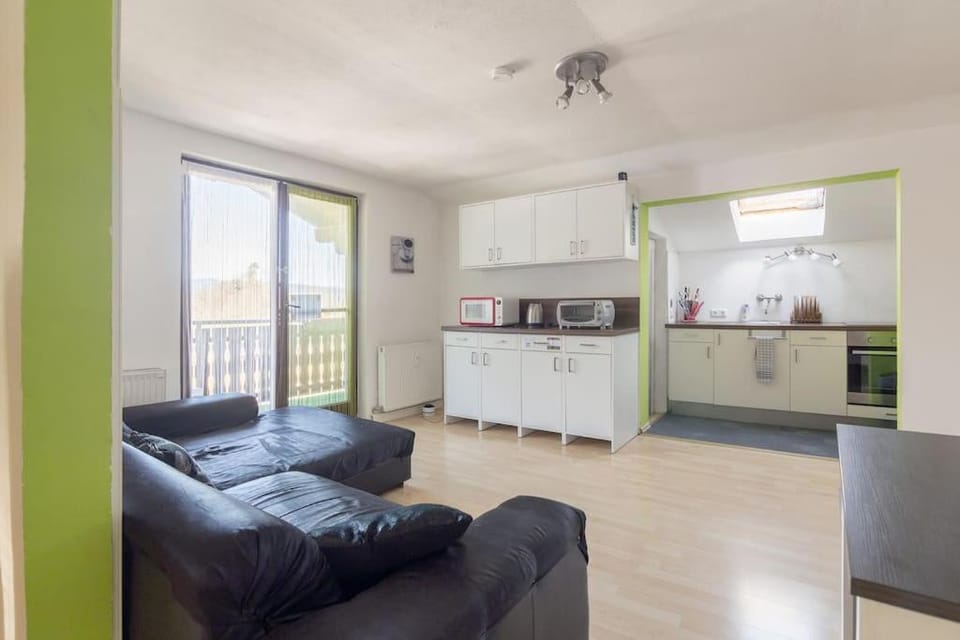 Lovely spacious 3room LOFT UNDER ROOF-100m2-TouristArea Apartment in Carinthia, Austria