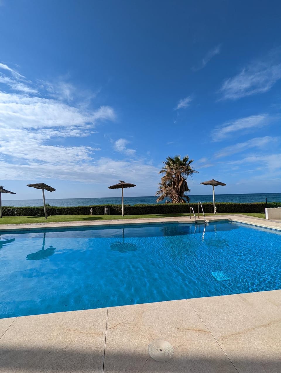 Swimming pool, Swimming pool