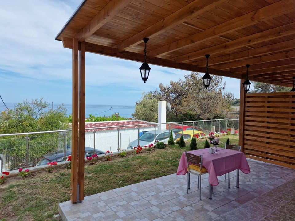 SOLYMAR PRIVE Apartment in Decentralized Administration of the Aegean