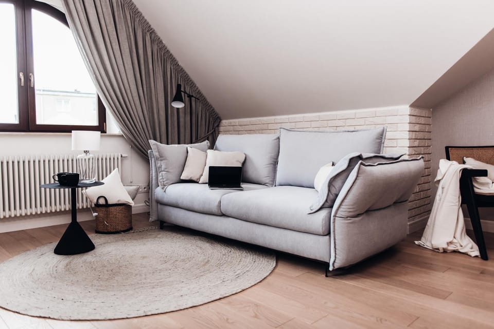 Living room, Seating area, internet