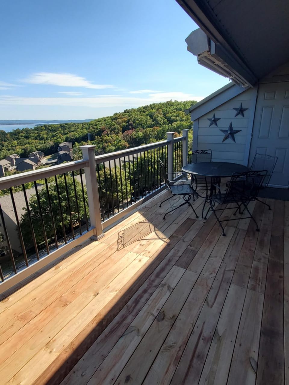 Natural landscape, Balcony/Terrace, Lake view, Mountain view