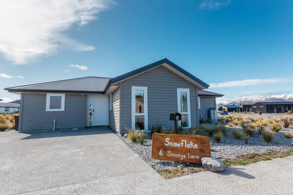 Snowflake Tekapo House in Lake Tekapo