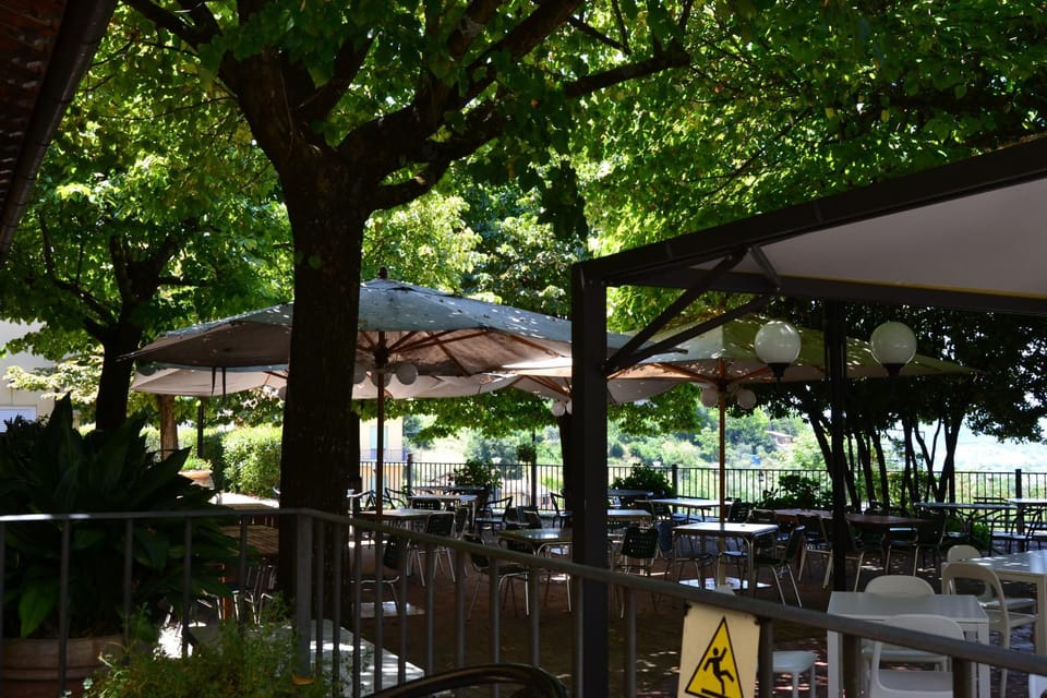 Restaurant/places to eat, Garden