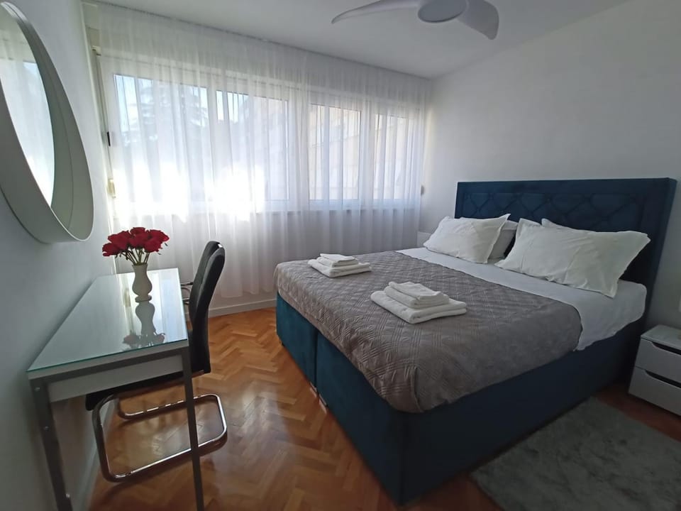Parkside Oasis Apartment in Split